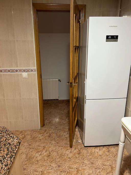 Piso Ideal Para Una Familia Ubicado Cerca Del Mar Бланес Екстериор снимка