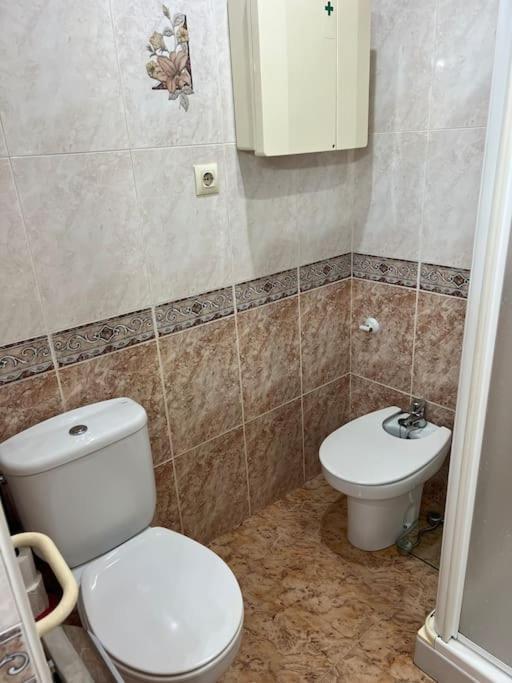 Piso Ideal Para Una Familia Ubicado Cerca Del Mar Бланес Екстериор снимка